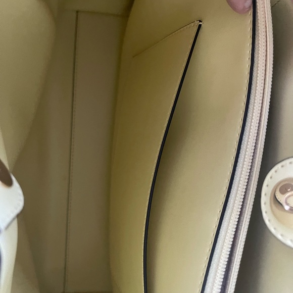 Michael Kors bag - Picture 5 of 8